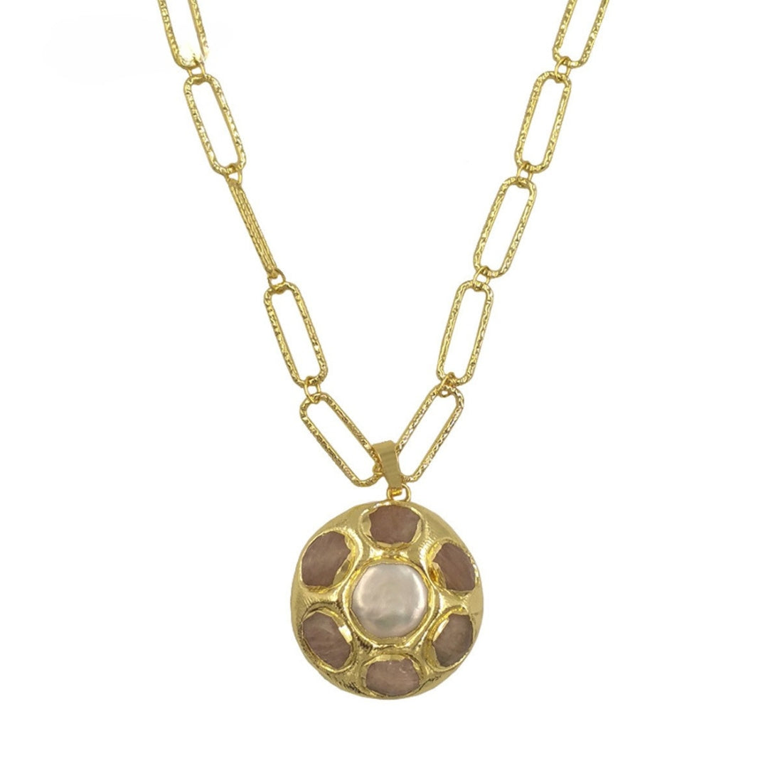 WT-N1493 Classic Retro Pearl Color Gemstone Set Round Pendant Lock Chain Neutral Sweater Necklace Mood Royal