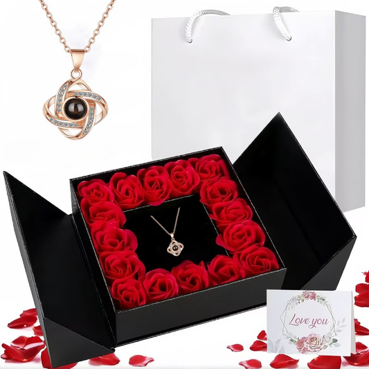 Europe And The United States Hot New 100 Languages I Love You Four-leaf Clover Pendant Classic Memory Diamond Projection Necklace Women Mood Royal