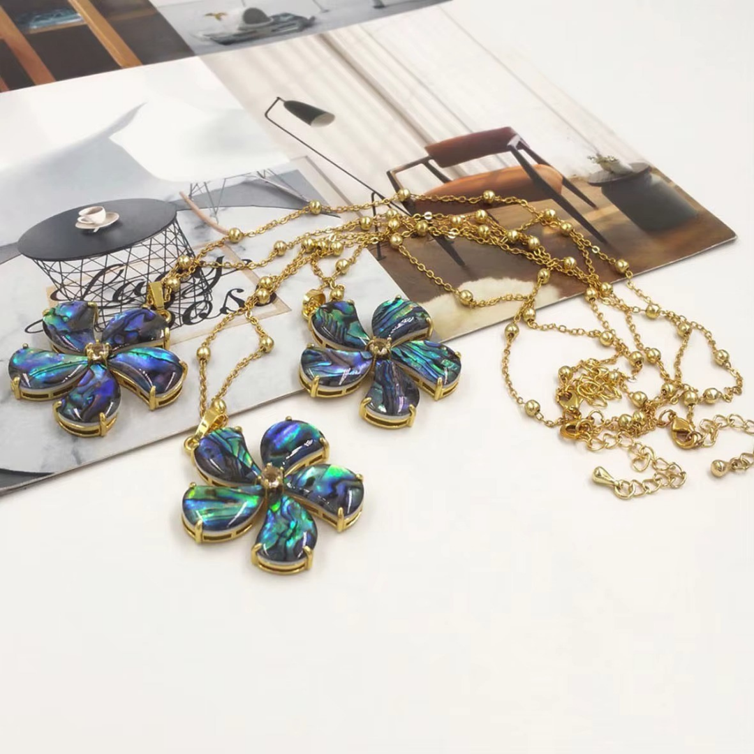 Abalone Shells Pattern Flower 18K Gold Plated Necklace Mood Royal