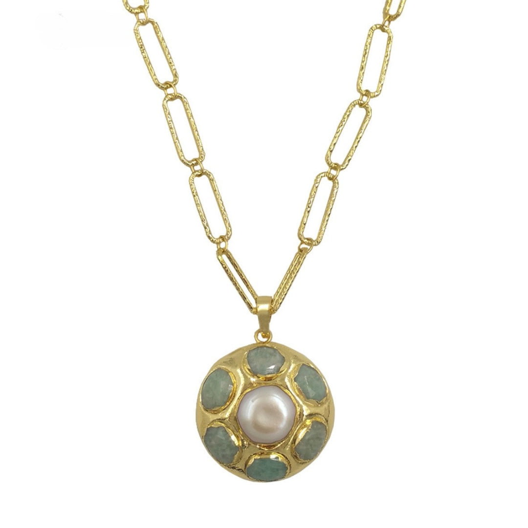 WT-N1493 Classic Retro Pearl Color Gemstone Set Round Pendant Lock Chain Neutral Sweater Necklace Mood Royal