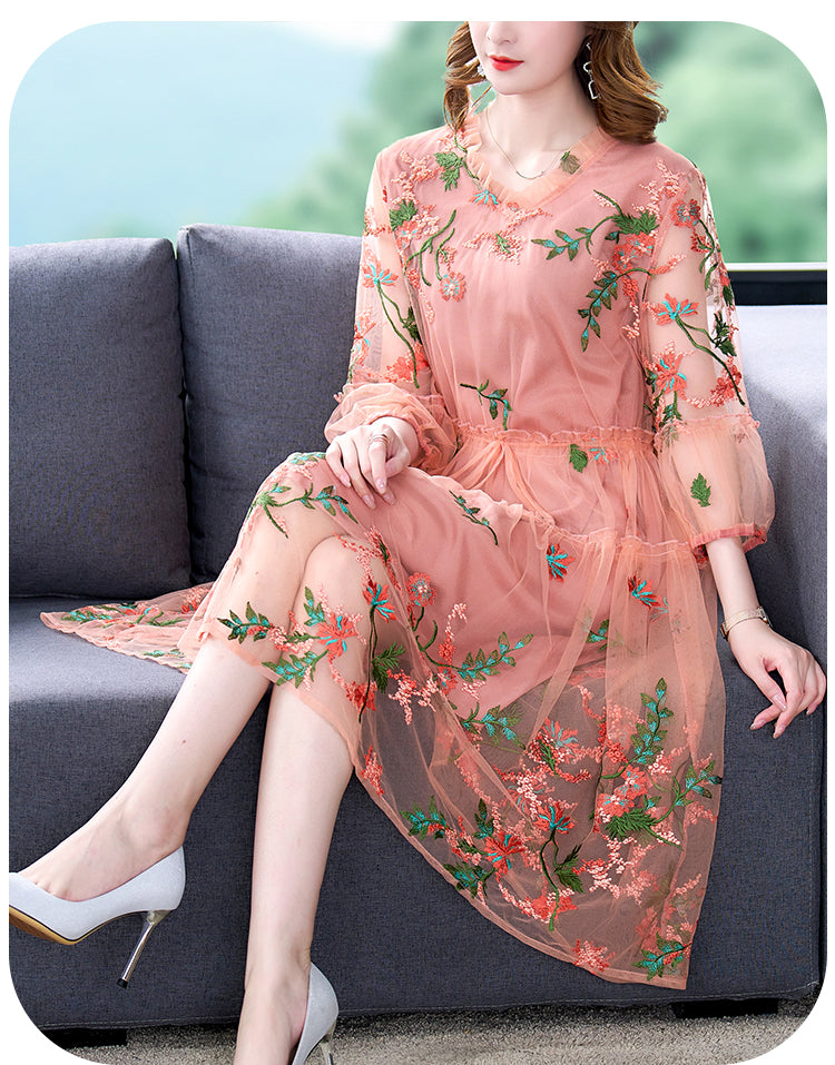 2024 Silk Dress Embroidery Short-Sleeved Dress size 5XL Size Floral Mulberry Beach Sundress Women Elegant Party Vestidos Mood Royal