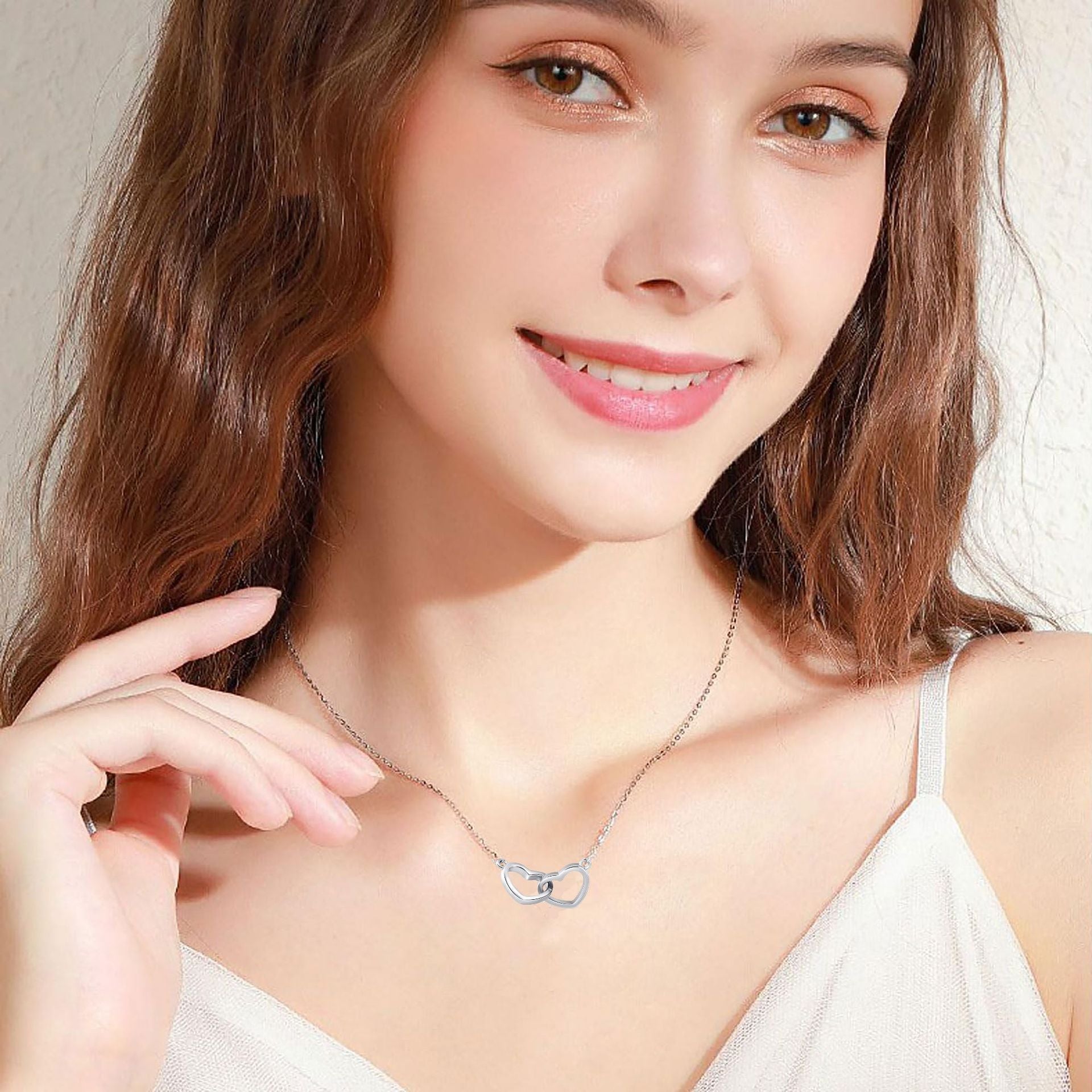 Popular Minimalist Love Double-Ring Necklace Women's Ins Stainless Steel Heart-to-Heart Necklace Temperament All-Match Clavicle Chain