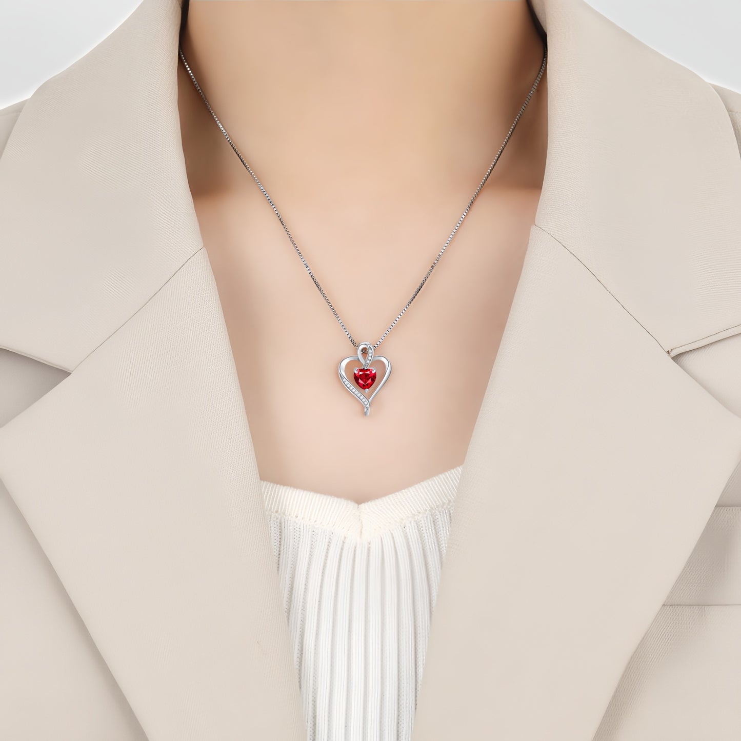 Cross-border European And American Hot-selling Unlimited Love Heart-shaped Pendant Necklace Female Temperament Versatile High-end Collarbone Necklace Decoration