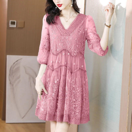 Spring And Summer 2024 New Heavy Industry Flower Embroidery Silk Dress Temperament Mulberry Silk Flower Loose Size Long Vestidos Mood Royal