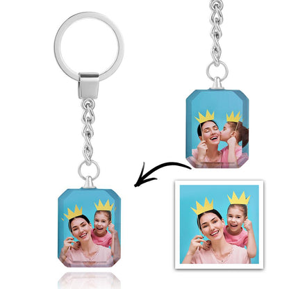 Double-sided custom crystal keychain with mother and child, perfect personalized gift.