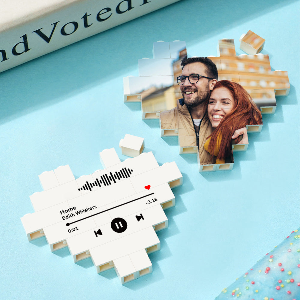 Custom heart-shaped photo block puzzle, assembled with couple's photo, personalized DIY gift, made of PVC.