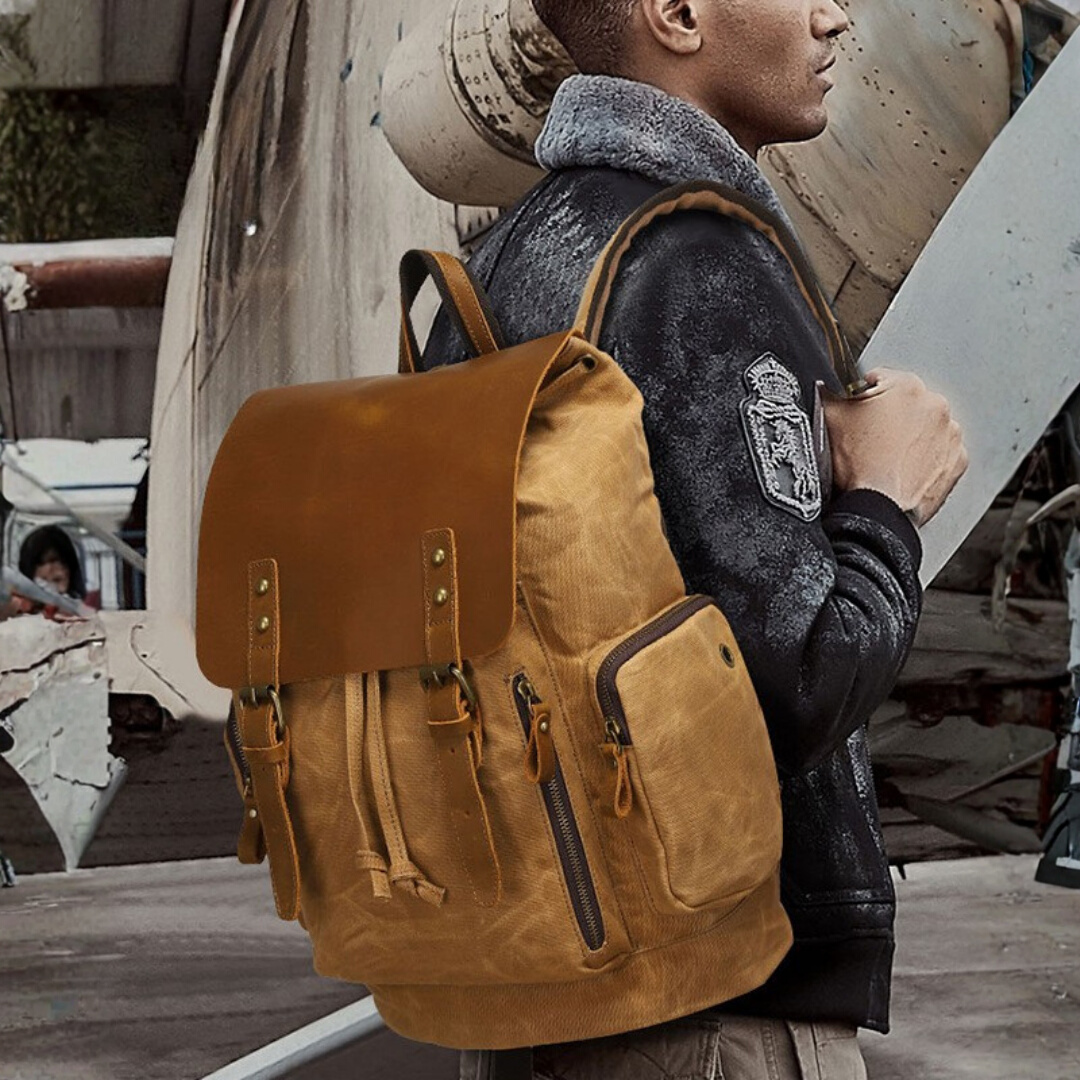 Desert Tan Heritage Pack — Full-Grain Leather Flap Mood Royal